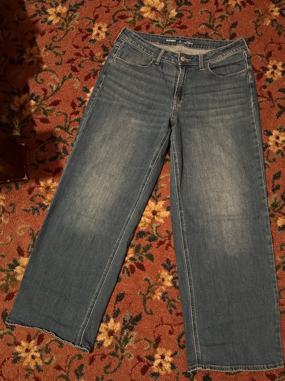 Old Navy Wide Leg Jeans in Blue Wash